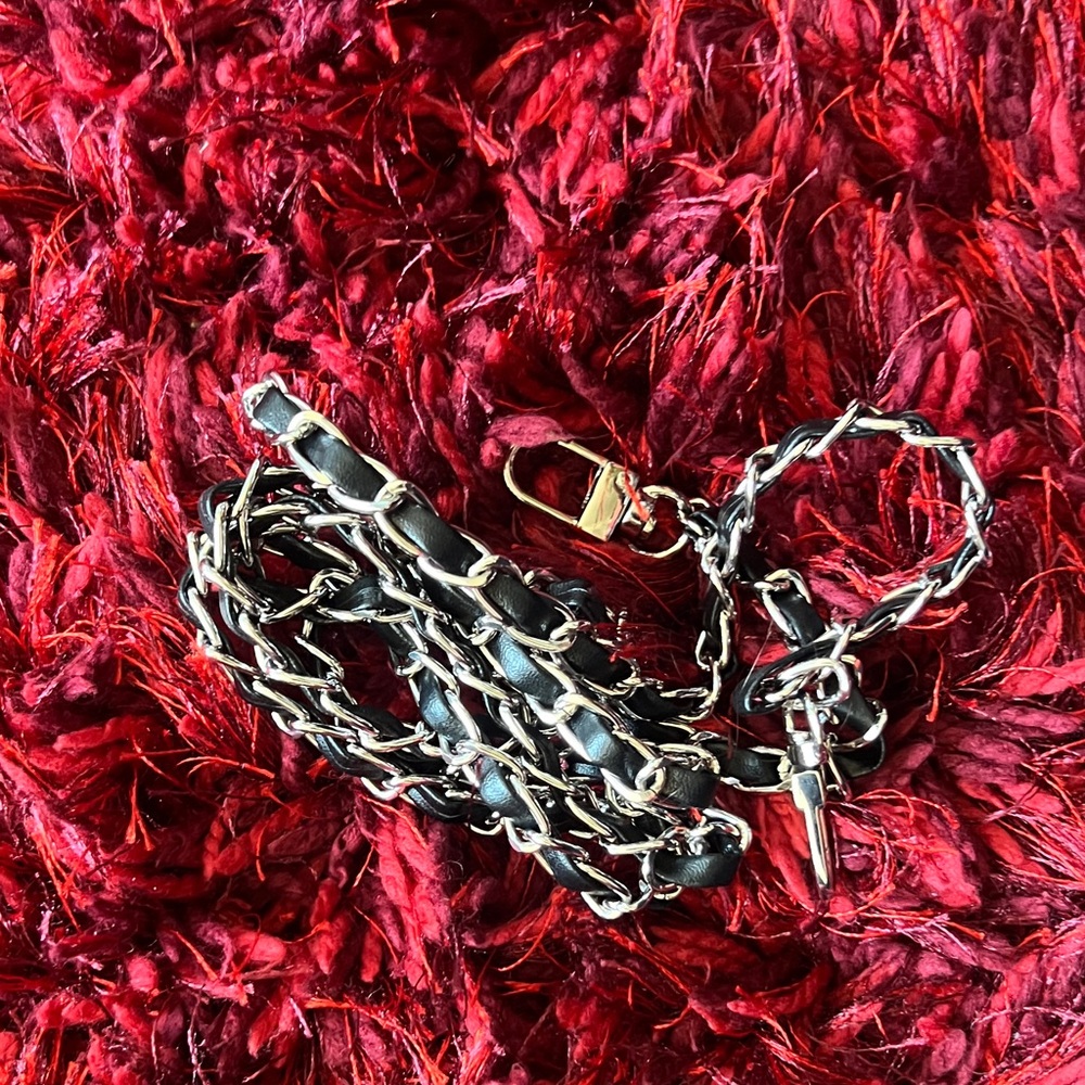 Stylish Black and Silver Chain Bag Chain